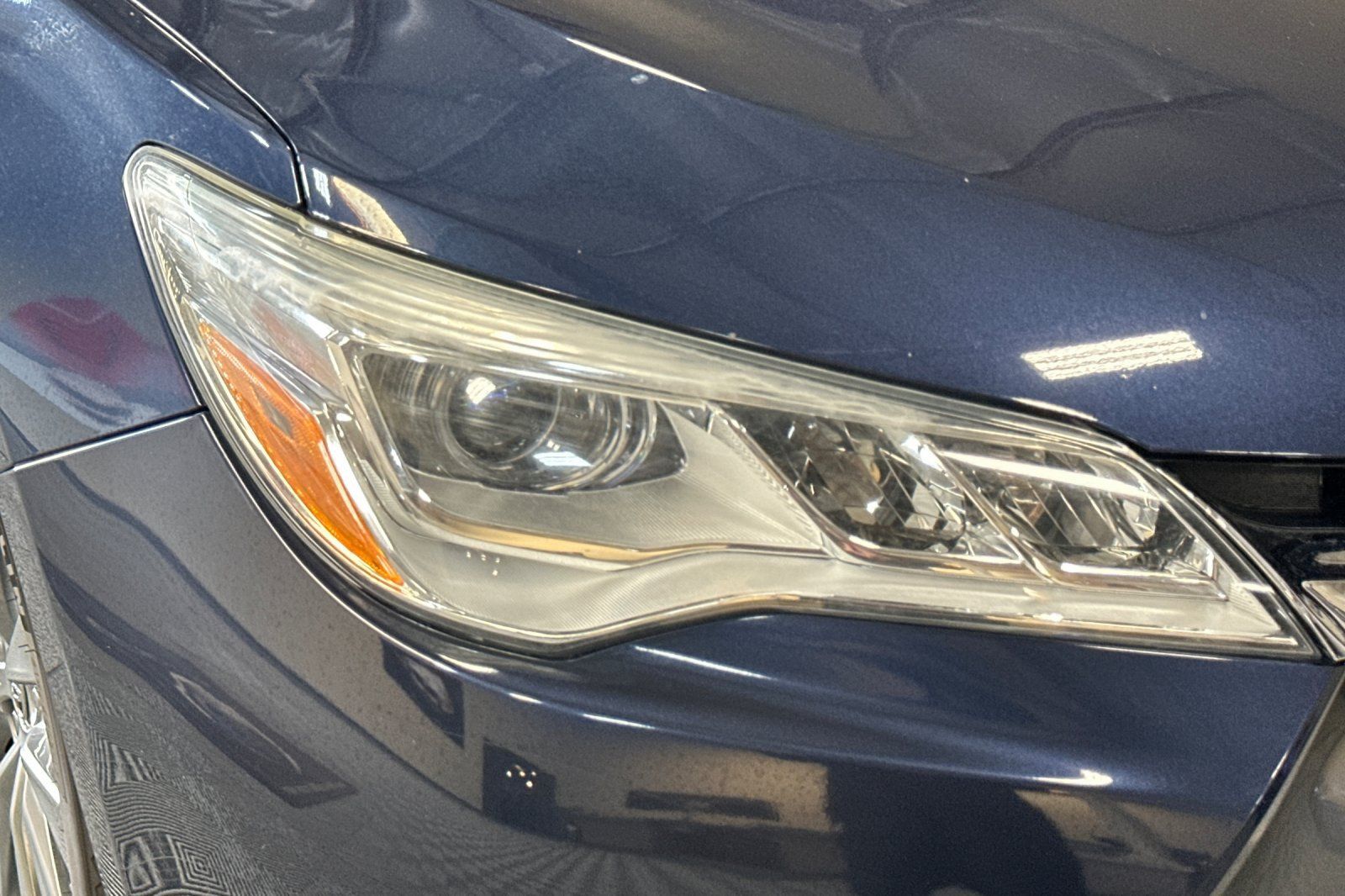Used 2015 Toyota Camry XLE FWD image 42