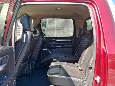 Used 2019 RAM 1500 Laramie AWD/4WD image 20