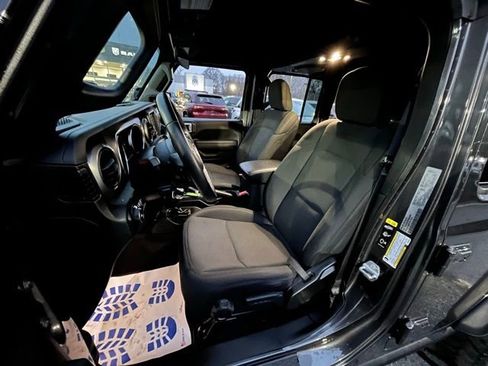 Used 2021 Jeep Wrangler Unlimited Willys image 16