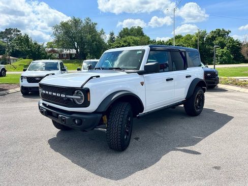 New 2026 Ford Bronco Badlands AWD/4WD image 3