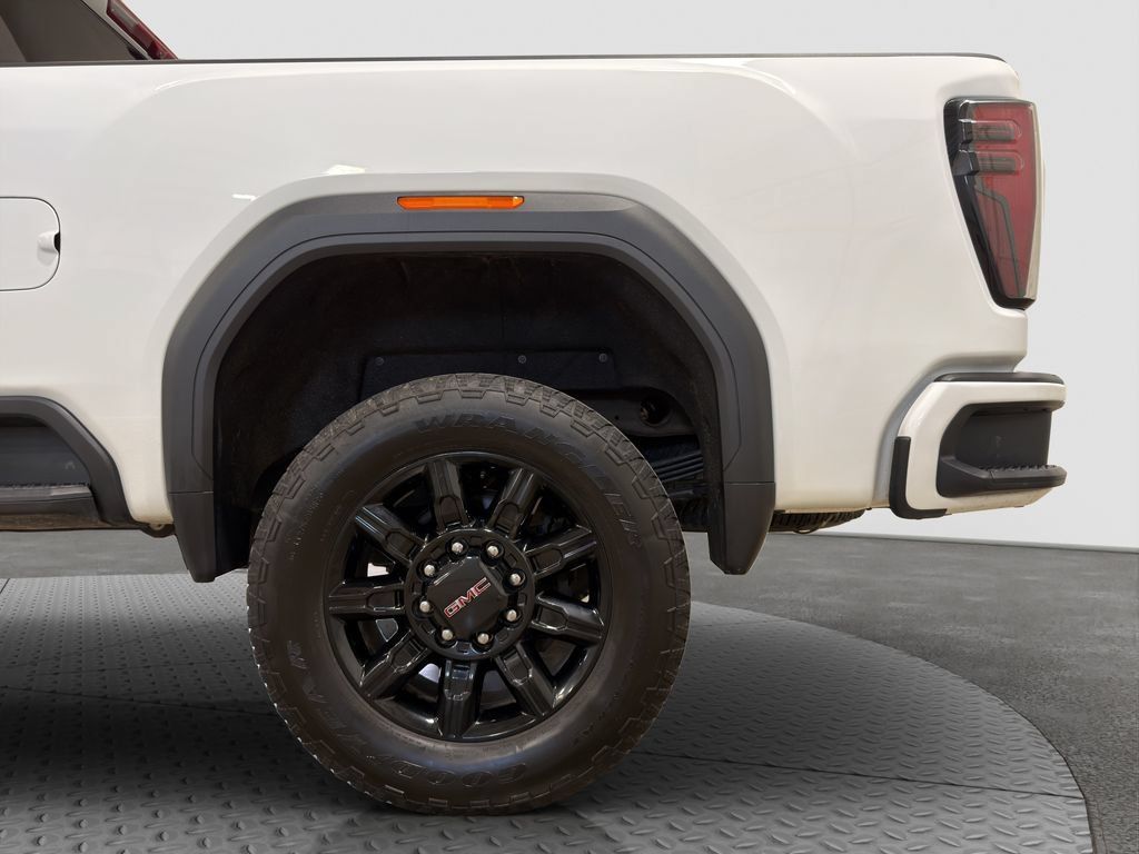 Used 2025 GMC Sierra 2500 AT4 AWD/4WD image 27