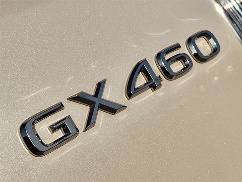 Used 2023 Lexus GX 460 Premium image 10
