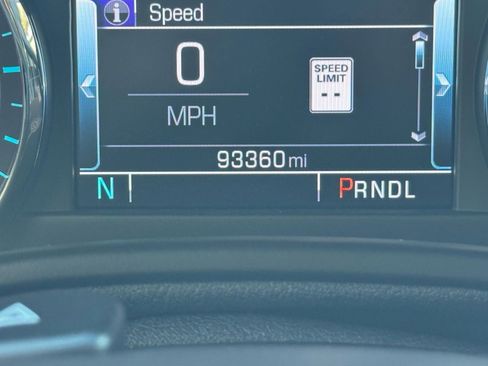 Used 2018 GMC Yukon SLT w/ Open Road Package RWD image 16