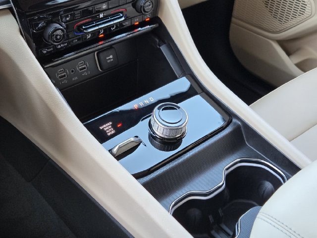 Used 2023 Jeep Grand Cherokee Limited AWD/4WD image 21