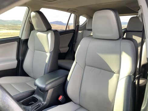 Used 2017 Toyota RAV4 Limited w/ Advanced Technology Package image 19