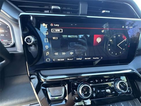 Used 2024 GMC Sierra 2500 AT4 w/ AT4 Premium Plus Package image 14