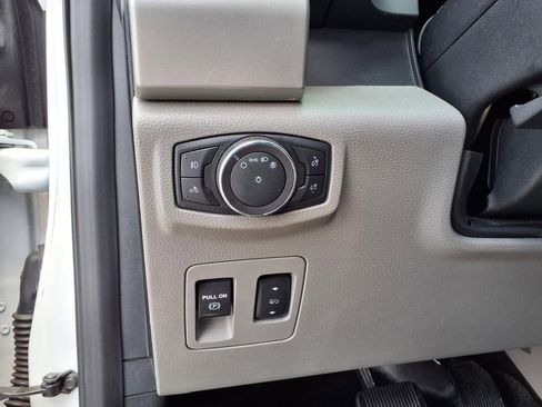 Used 2019 Ford F150 Lariat image 27