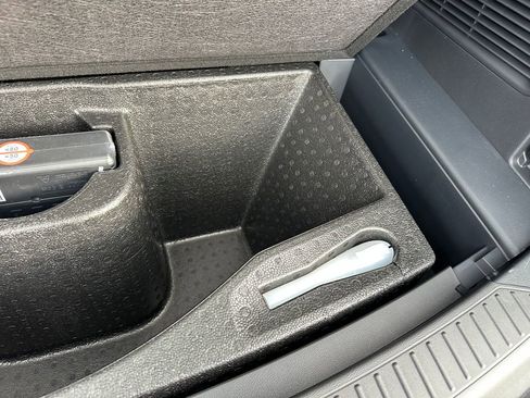 New 2026 Ford Explorer Platinum image 49