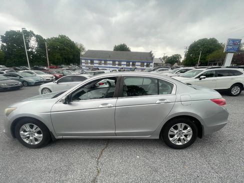 Used 2008 Honda Accord LX-P image 9