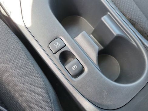 Used 2023 Toyota Corolla LE image 23