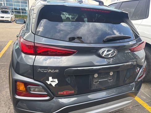 Used 2021 Hyundai Kona Limited FWD image 4