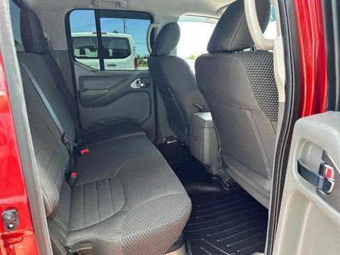 Used 2016 Nissan Frontier Desert Runner RWD image 4