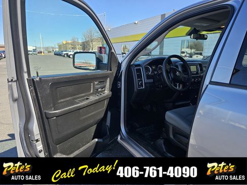 Used 2020 RAM 1500 Express image 16