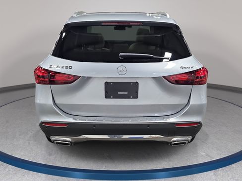 New 2026 Mercedes-Benz GLA 250 4MATIC image 6