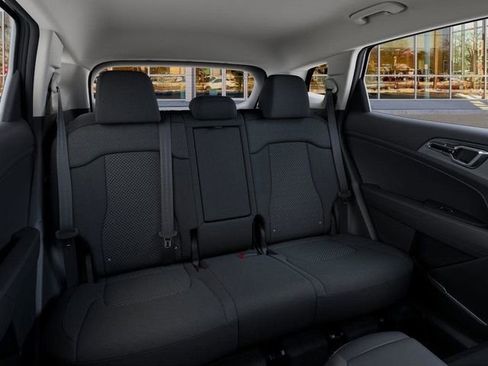New 2026 Kia Sportage LX image 16