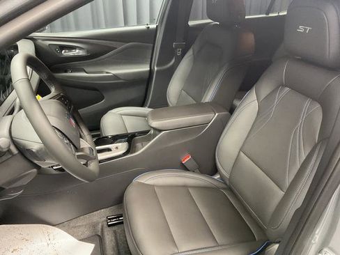 New 2026 Buick Envista Sport Touring w/ Convenience I Package image 6