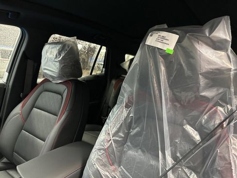 New 2026 Chevrolet Equinox RS w/ Convenience Package III image 5