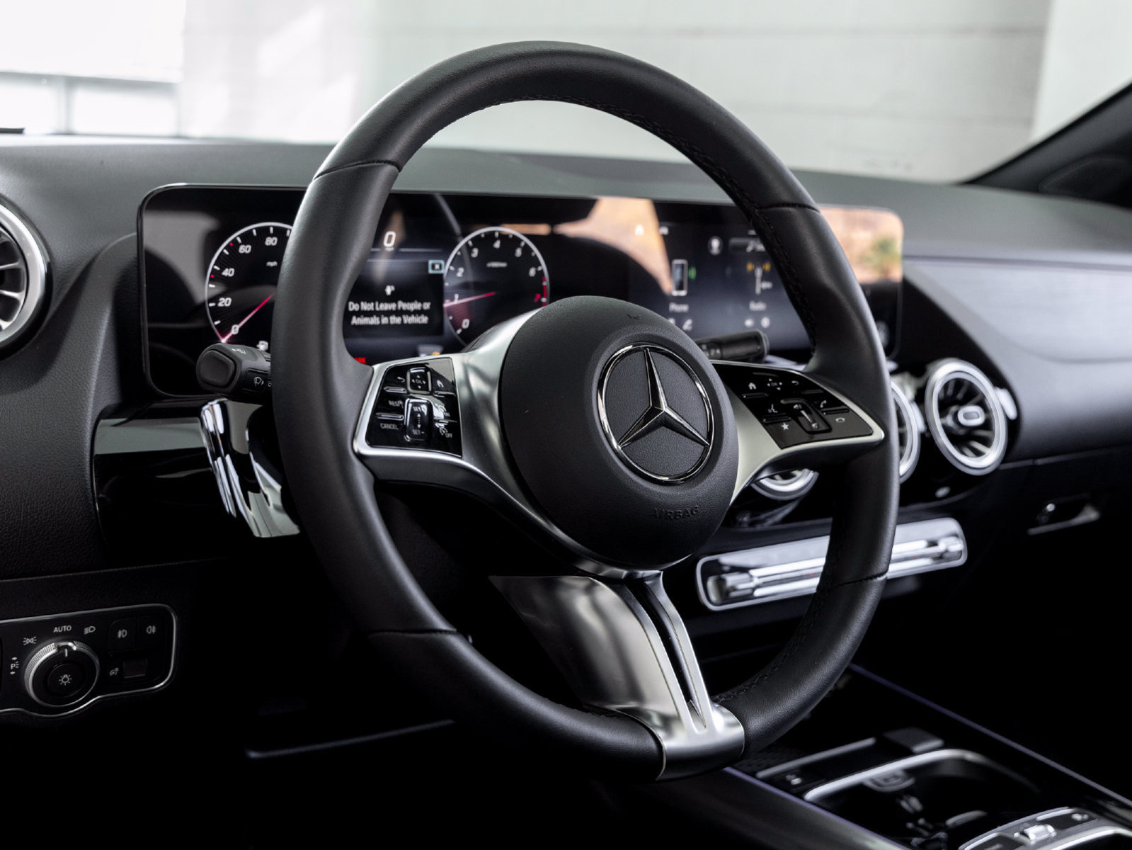 Certified 2026 Mercedes-Benz GLA 250 4MATIC image 15