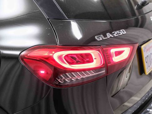 Certified 2023 Mercedes-Benz GLA 250 image 7