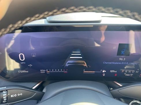 Used 2025 Buick Envision Sport Touring image 14