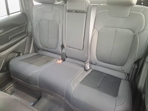 New 2025 Jeep Grand Cherokee Laredo X image 22