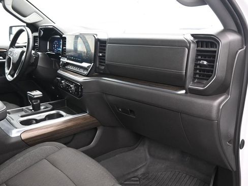 Used 2024 Chevrolet Silverado 1500 LT Trail Boss w/ Protection Package image 14