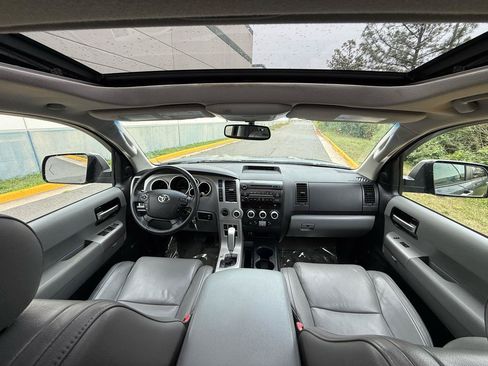 Used 2008 Toyota Sequoia Limited AWD/4WD image 5