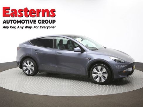 Used 2023 Tesla Model Y Long Range image 46