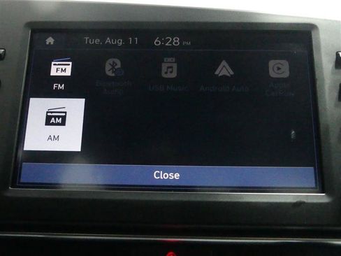 Used 2025 Hyundai Elantra Sport FWD image 45