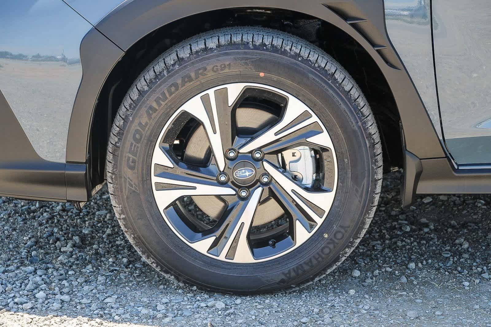 Certified 2025 Subaru Crosstrek 2.5i Premium AWD/4WD image 6