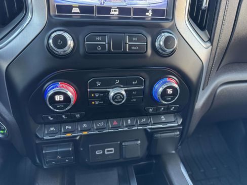 Used 2021 GMC Sierra 1500 SLT w/ SLT Premium Plus Package image 32