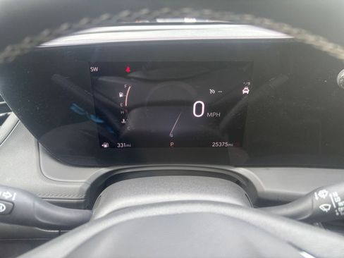 Used 2025 Buick Encore GX Preferred image 38