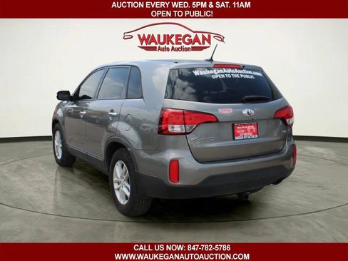 Used 2015 Kia Sorento LX FWD image 5