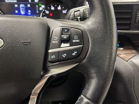 Used 2020 Ford Explorer Limited w/ Class III Trailer Tow Package AWD/4WD image 7