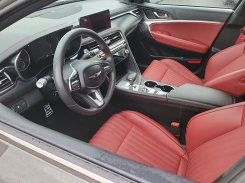 Certified 2025 Genesis G70 3.3T Advanced image 5