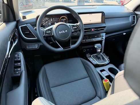 New 2026 Kia Seltos SX image 7