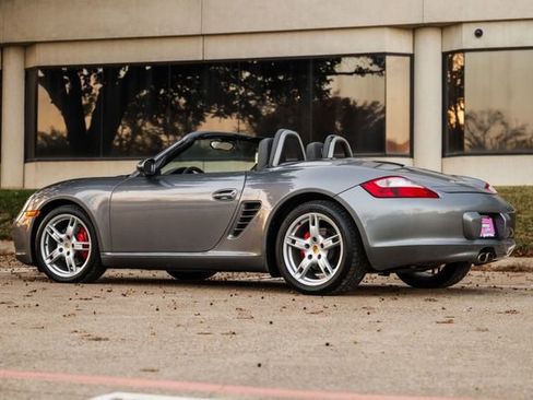 Used 2005 Porsche Boxster S image 3