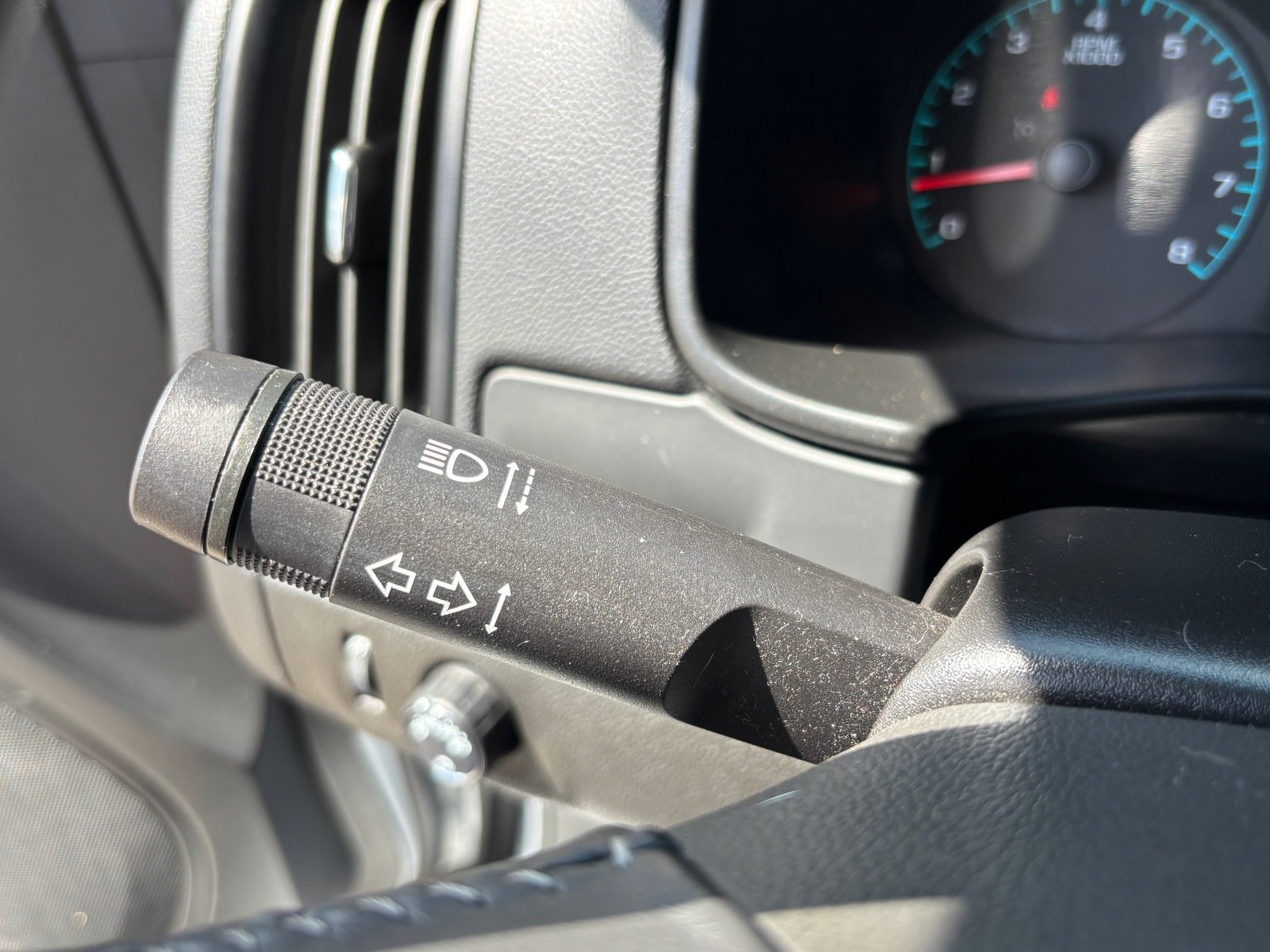 Used 2022 Chevrolet Colorado LT RWD image 24