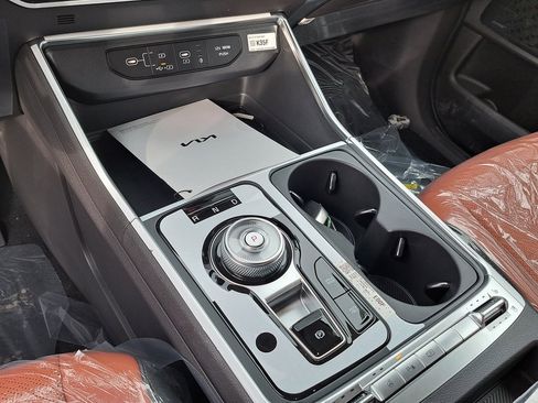 New 2026 Kia Carnival SX Prestige image 11