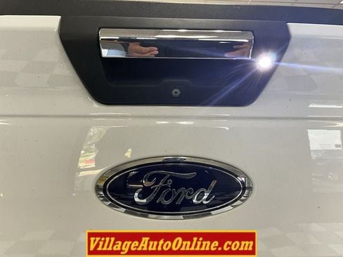 Used 2016 Ford F150 XLT w/ Equipment Group 302A Luxury AWD/4WD image 26