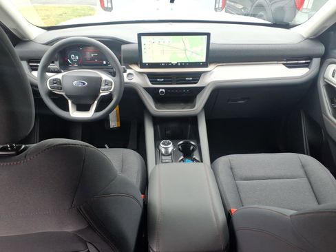 Used 2026 Ford Explorer Active image 7