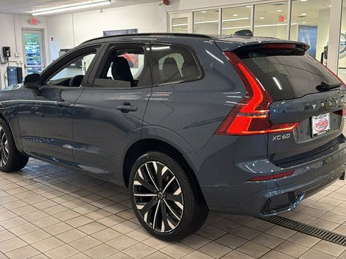 New 2026 Volvo XC60 T8 Ultra w/ Climate Package AWD/4WD image 7