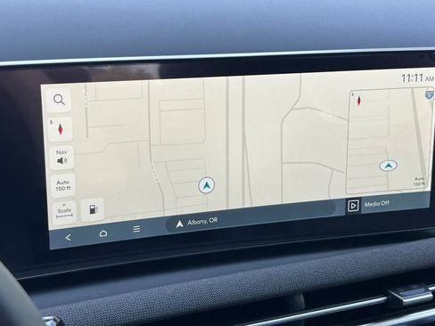 New 2025 Hyundai Tucson Limited image 17