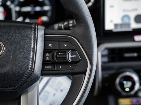 New 2025 Toyota 4Runner Limited image 30