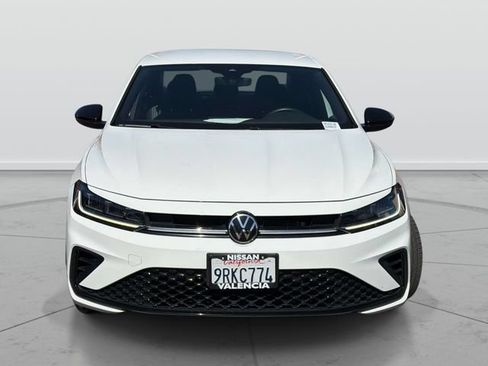 Used 2025 Volkswagen Jetta Sport FWD image 2
