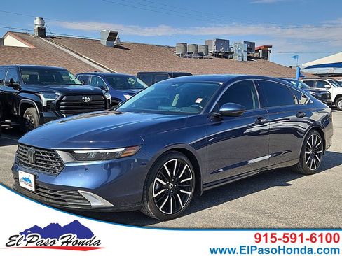 Certified 2023 Honda Accord Touring image 1