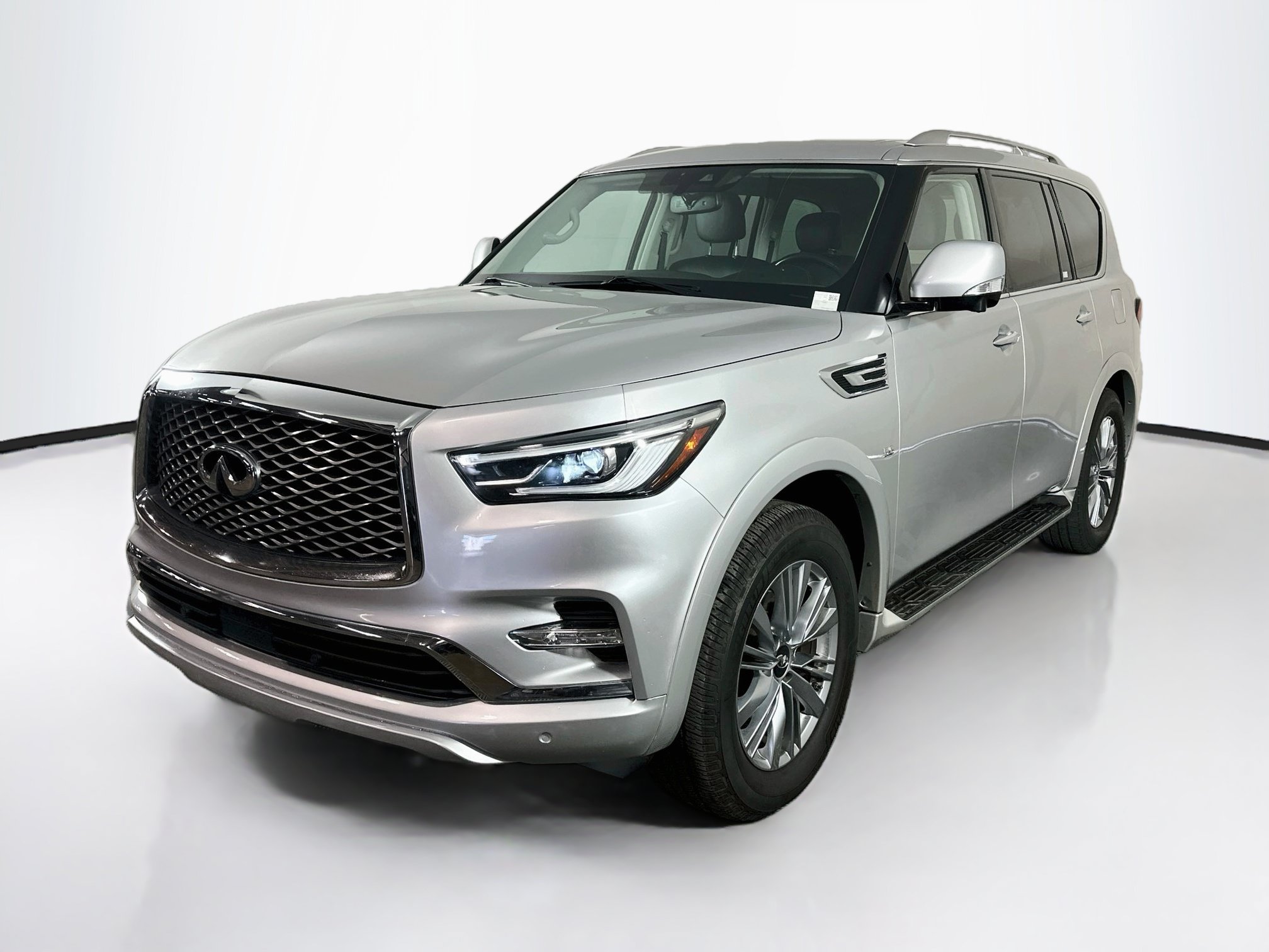 Used 2019 INFINITI QX80 Luxe w/ Proassist Package RWD image 3