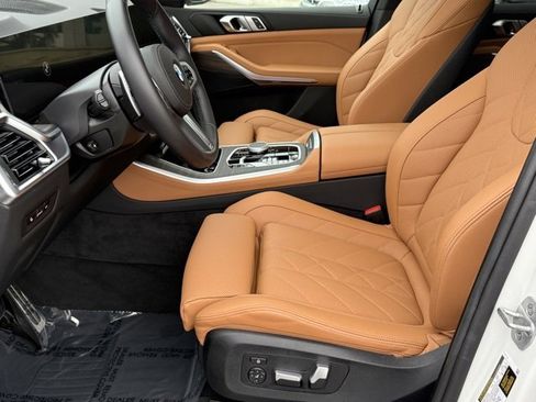 Used 2026 BMW X5 xDrive40i w/ M Sport Package image 19