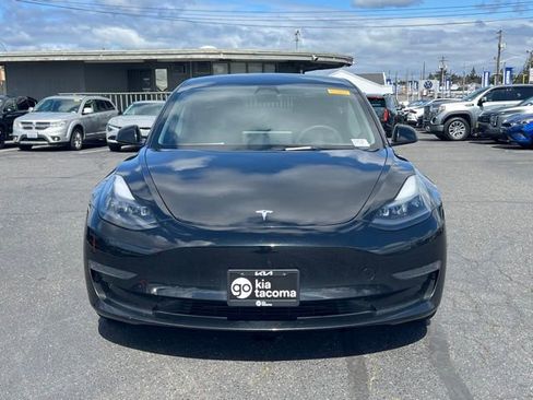 Used 2023 Tesla Model 3 Standard Range RWD image 4