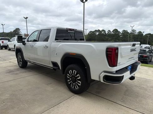 Used 2025 GMC Sierra 2500 Denali Ultimate AWD/4WD image 5